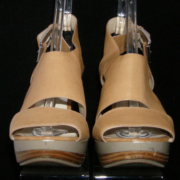 Michael Kors Carla beige leather platform heel 11M - Picture 7 of 8